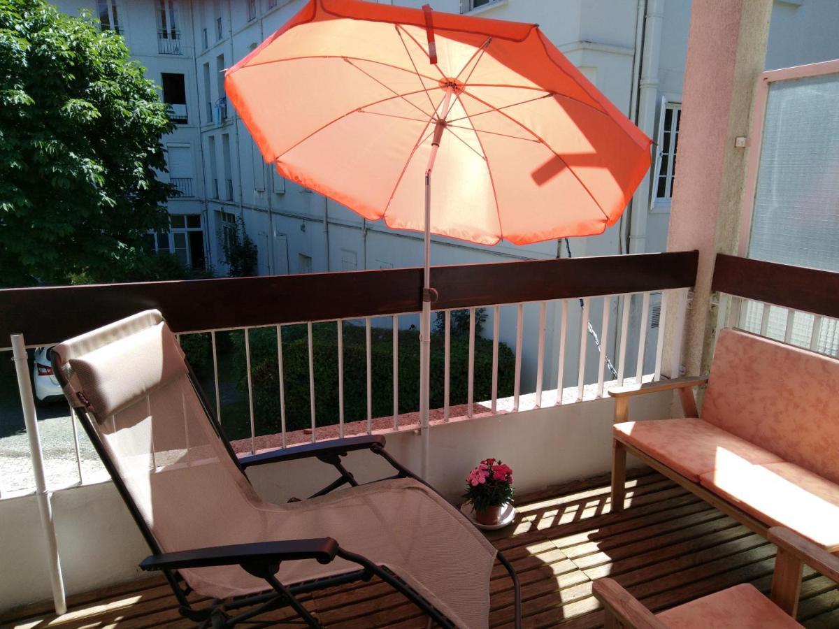 Le Pardeilhan Appt Chaleureux, Lumineux Avec Terrasse Et Parking En Coeur De Ville Bagnères-de-Luchon Exterior foto